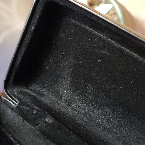 Versace hard sided glasses case - Picture 7 of 12